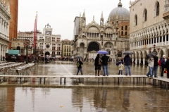 Осеннее наводнение в Венеции - обычное явление