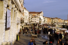 Славянская набережная - один из главных променадов района Сан-Марко и Венеции в целом.