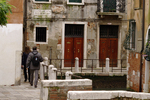 Фондамента (Fondamenta) - так в Венеции называют искусственно созданные набережные.